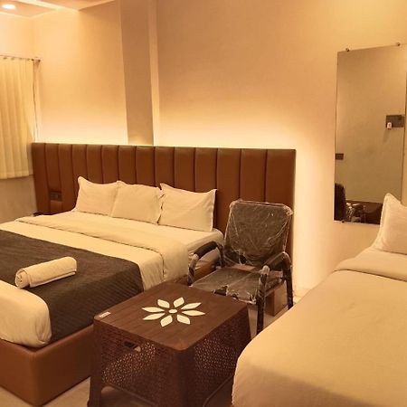 Hotel Vilaasitaa Vijay Nagar 印多尔 外观 照片